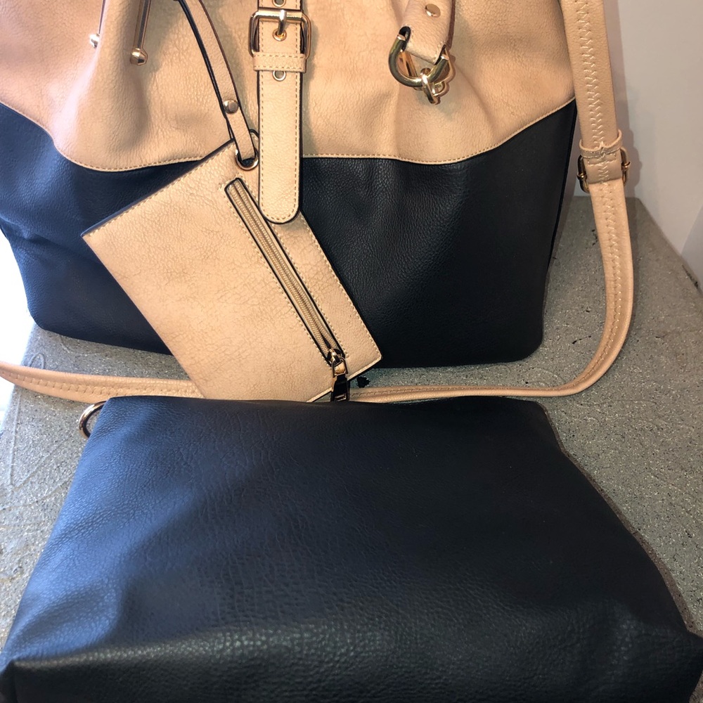 Leather hand bag, purse,crossbody, wristlet